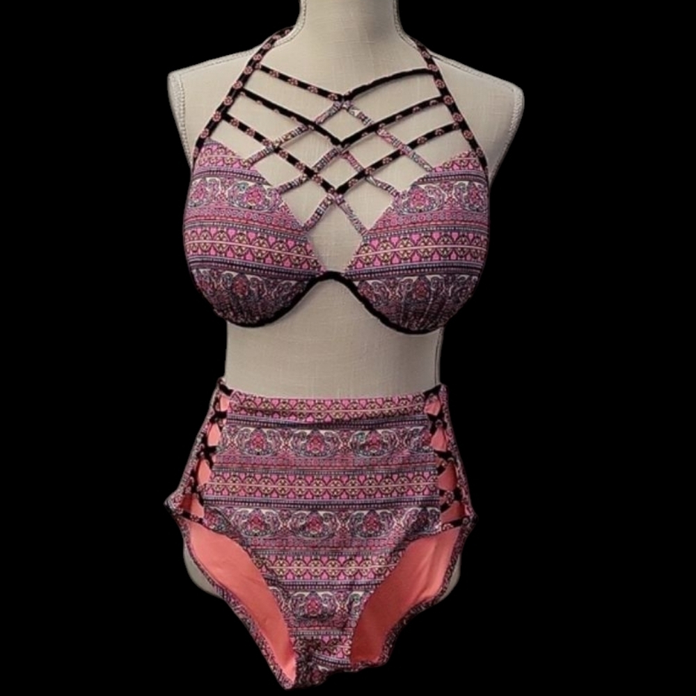 Shade Shore Pink and Black Strappy Bikini Set - Picture 2 of 8